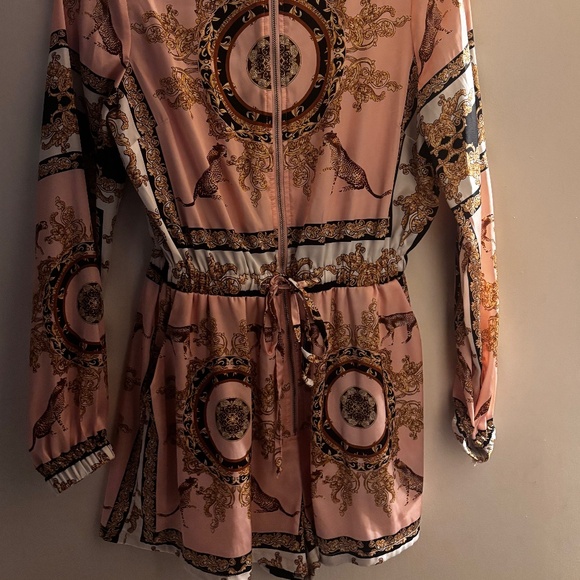 No1Los Angeles Paisley romper long sleeves elastic waist zip up S long sleeves - Picture 14 of 14